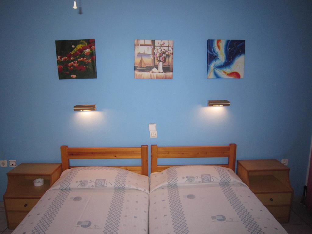 פטיטיריון Litsa Studios חדר תמונה