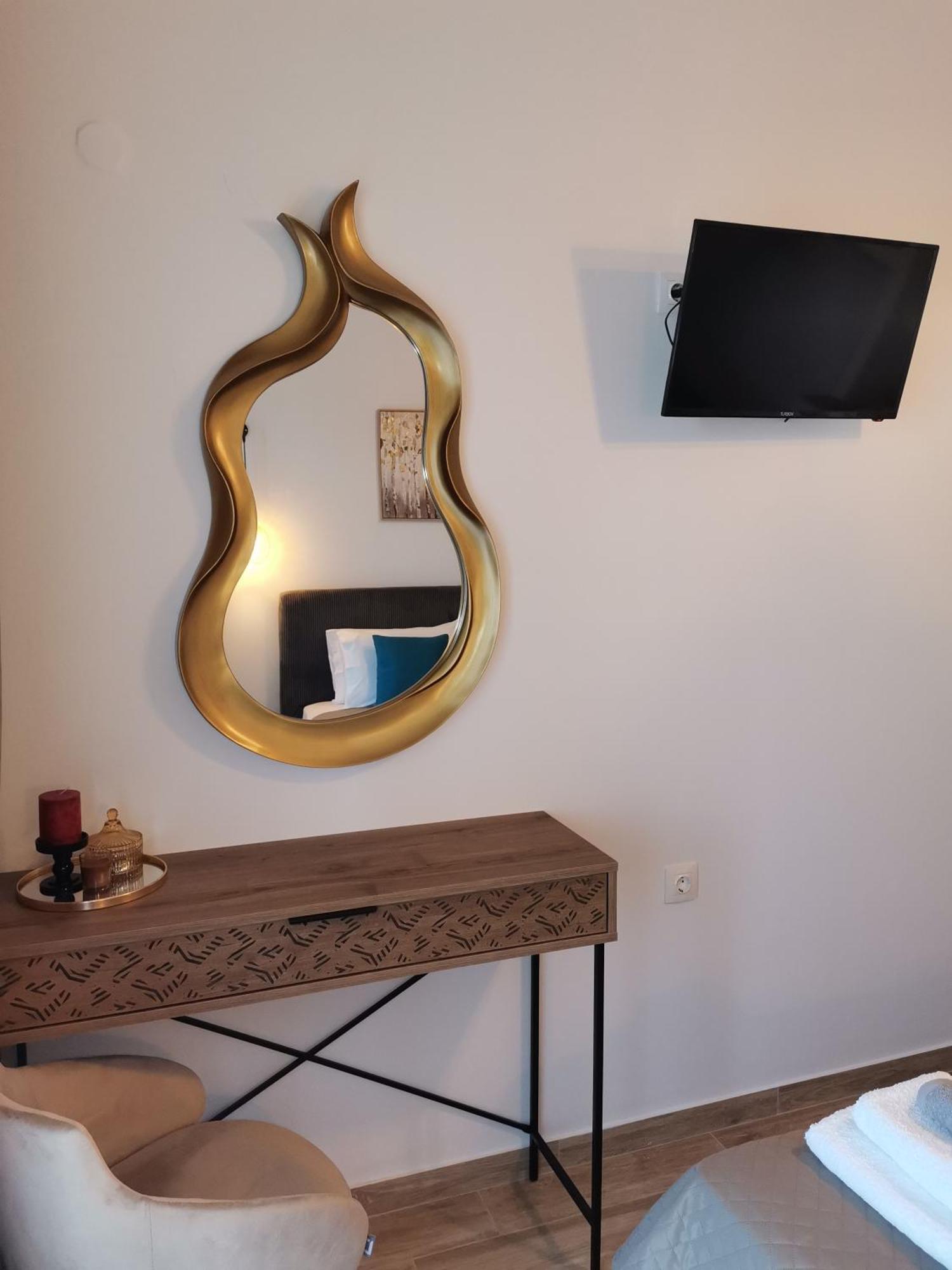 פטיטיריון Litsa Studios מראה חיצוני תמונה